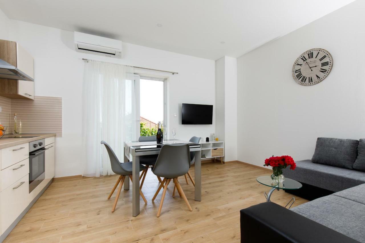 Apartments Lusani Split Exteriér fotografie